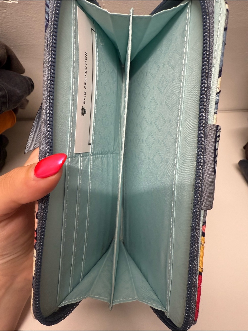 Gray Floral Quilted Turn-Lock Wallet - Picture 3 of 3